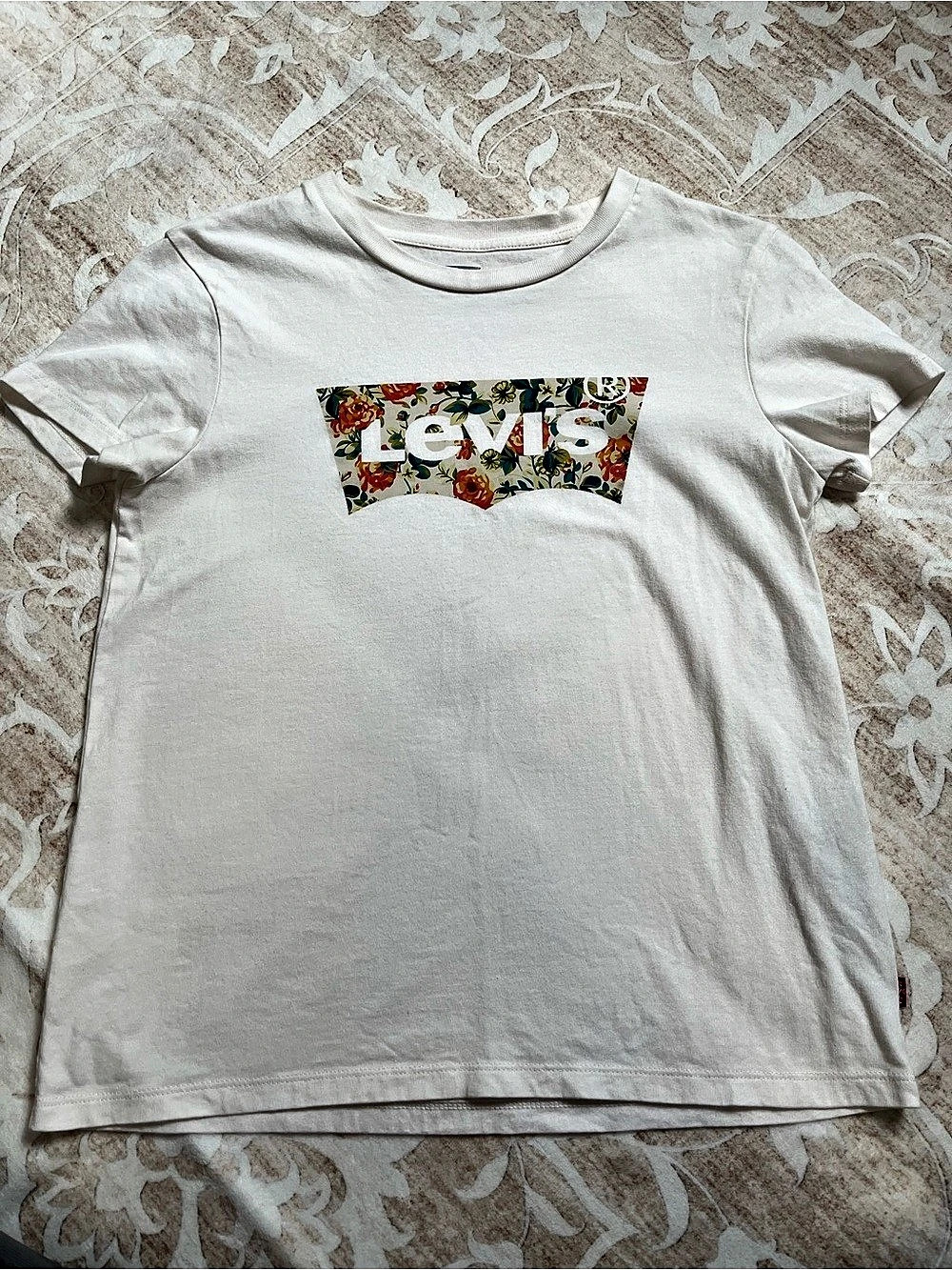 Levi's The Perfect Tee - Floral Batwing Logo Tee White XS